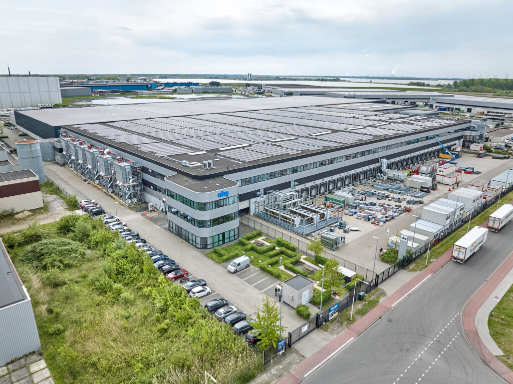 Widok z lotu ptaka na zakład produkcyjny UBQ Materials w Holandii
