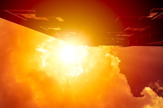 Intensywne światło i gorące powietrze symbolizujące ekstremalne upały oraz rosnące zagrożenie klimatyczne w miastach Europy Południowej.